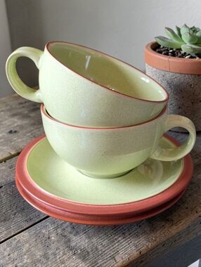 Denby Teacup Juice Mug Set Of 2 + 2 Saucer Plates England Cottage Classic Green